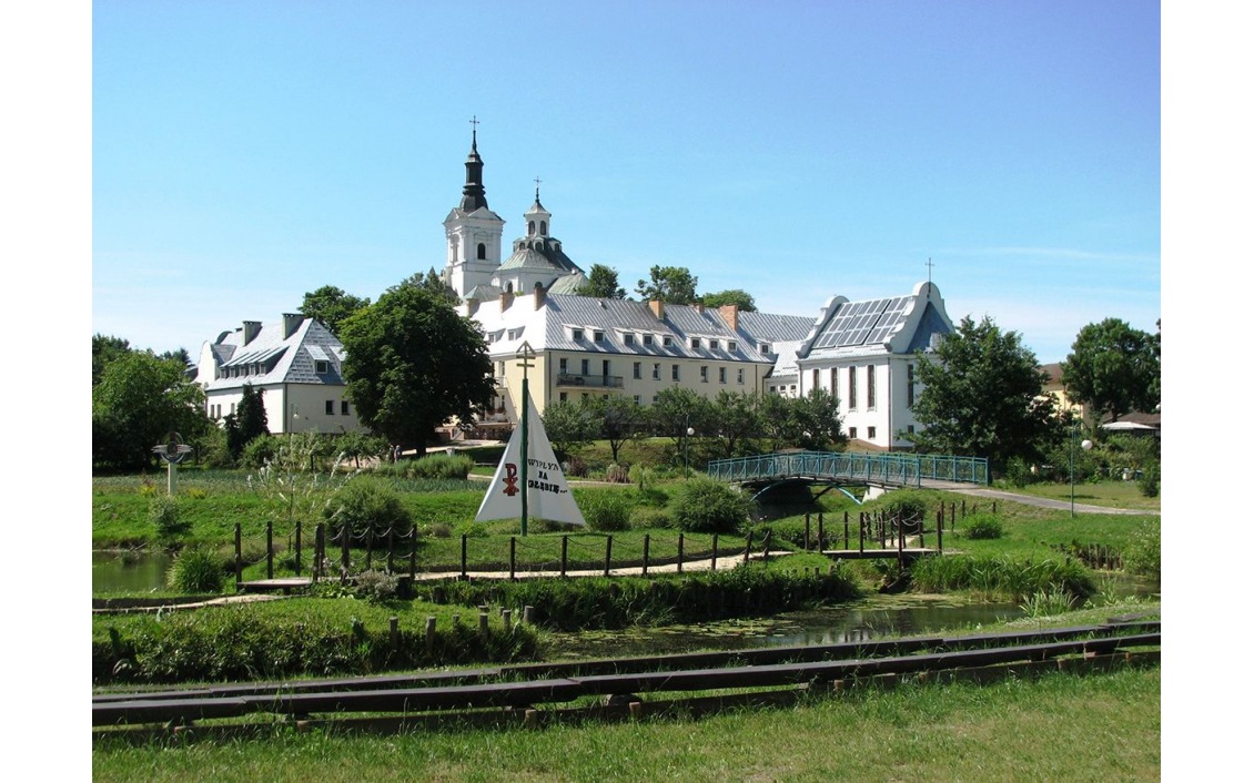 Sanktuarium z Klasztorem Oblatów Misjonarzy w Kodniu. fot. S. Turski, archiwu m UMWL